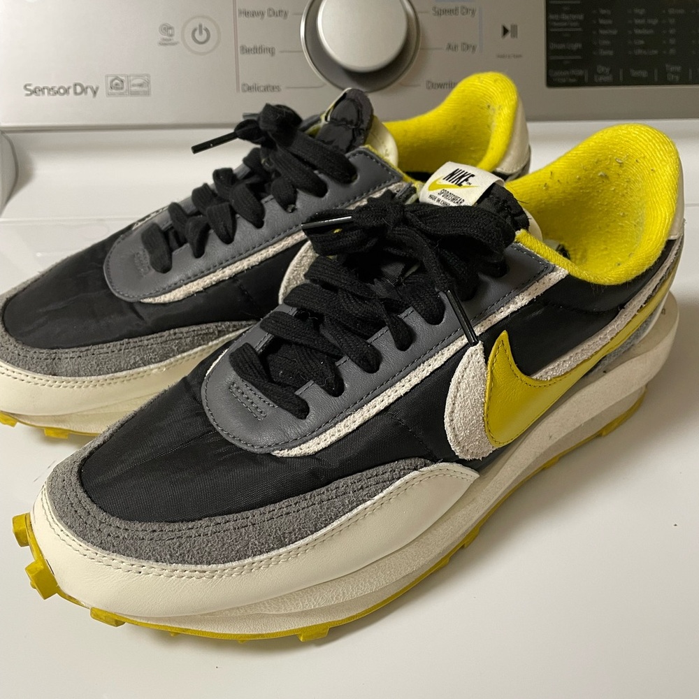 listing-status-banner